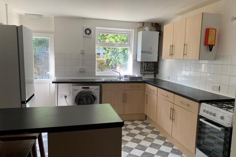 5 bedroom terraced house to rent, St Mary Magdalene Street, Brighton, BN2 3HU