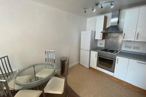 1 bedroom apartment to rent, Beauchamp House