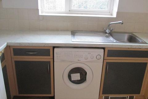 2 bedroom apartment to rent, Villiers House