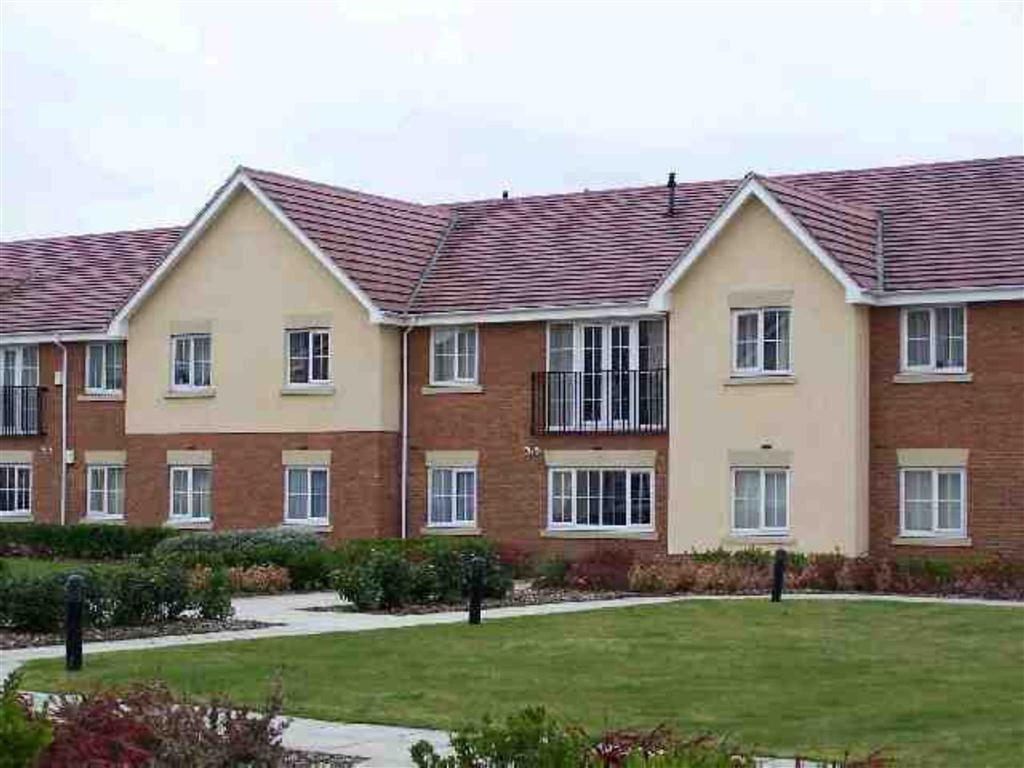 Coleridge Way, Borehamwood, Herts 2 bed flat £1,200 pcm (£277 pw)