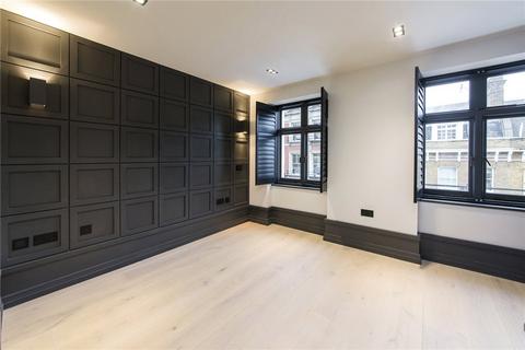 3 bedroom apartment to rent, King Street, Covent Garden, WC2E