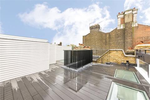 3 bedroom apartment to rent, King Street, Covent Garden, WC2E