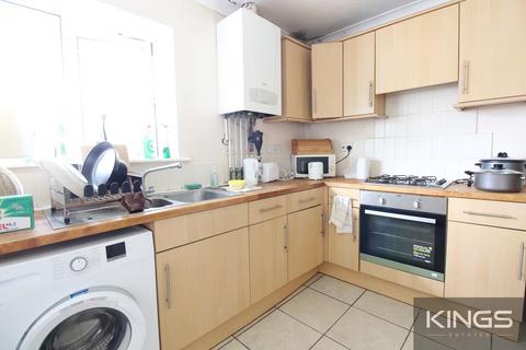 2 bedroom flat to rent, Portswood Road