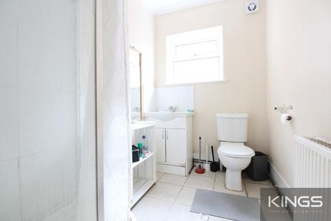 2 bedroom flat to rent, Portswood Road