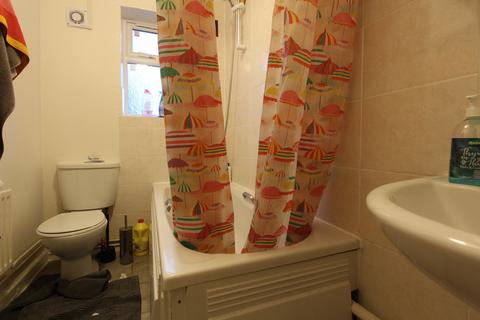 6 bedroom terraced house to rent, Broadlands Road, Southampton