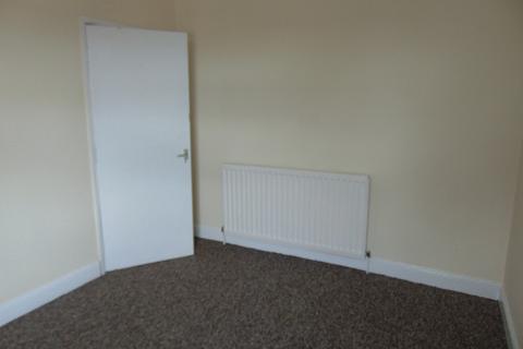 2 bedroom flat to rent, Bond Road, Southampton