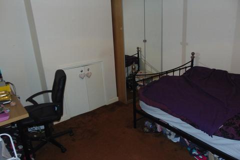 3 bedroom terraced house to rent, Clausentum Road, Southampton