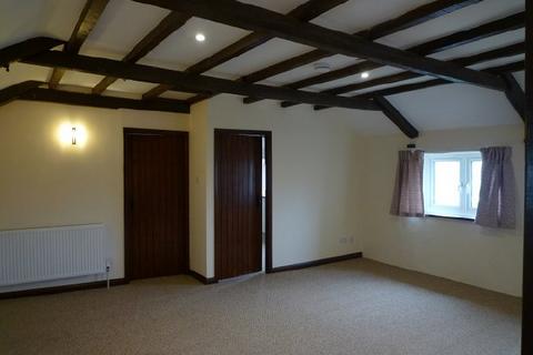 2 bedroom flat to rent, St Austell