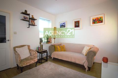 2 bedroom flat for sale, Oakfield Road, London, E6