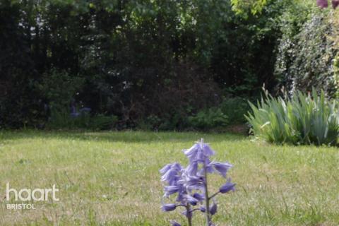 4 bedroom semi-detached house to rent, Comyn Walk, Bristol
