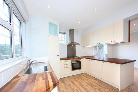 4 bedroom semi-detached house to rent, Woodfield Avenue, London, SW16