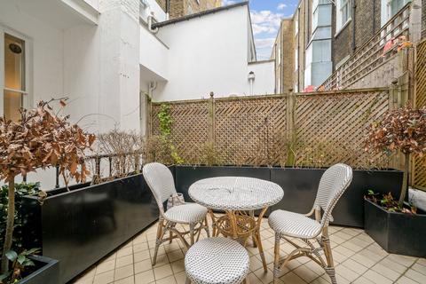 4 bedroom flat to rent, Manson Place, London