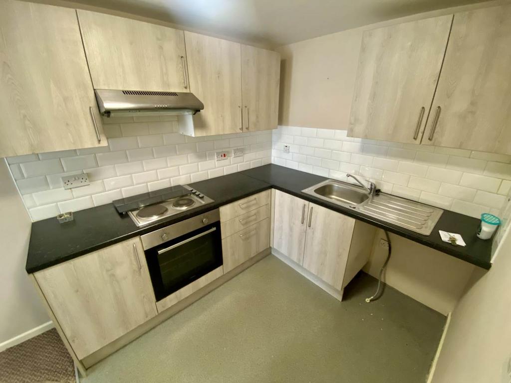 Apartment in Swansea - View 4