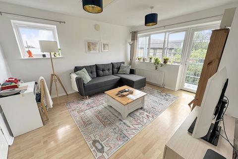 1 bedroom apartment to rent, Angelica House, London E3