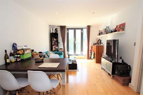 1 bedroom apartment to rent, Fairfield Road, London E3