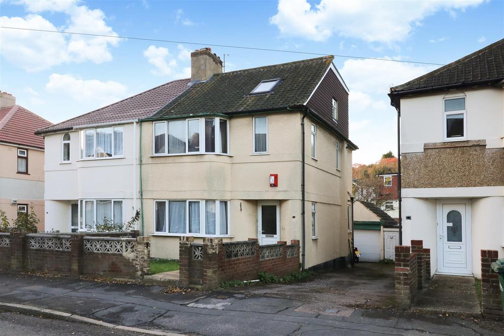 Lower Bevendean Avenue, Brighton 5 bed house £450,000