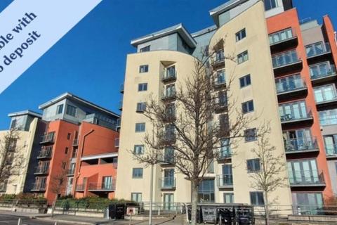 1 bedroom flat to rent, South Quay, Kings Road, Swansea, SA1 8AJ