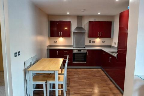 1 bedroom flat to rent, South Quay, Kings Road, Swansea, SA1 8AJ