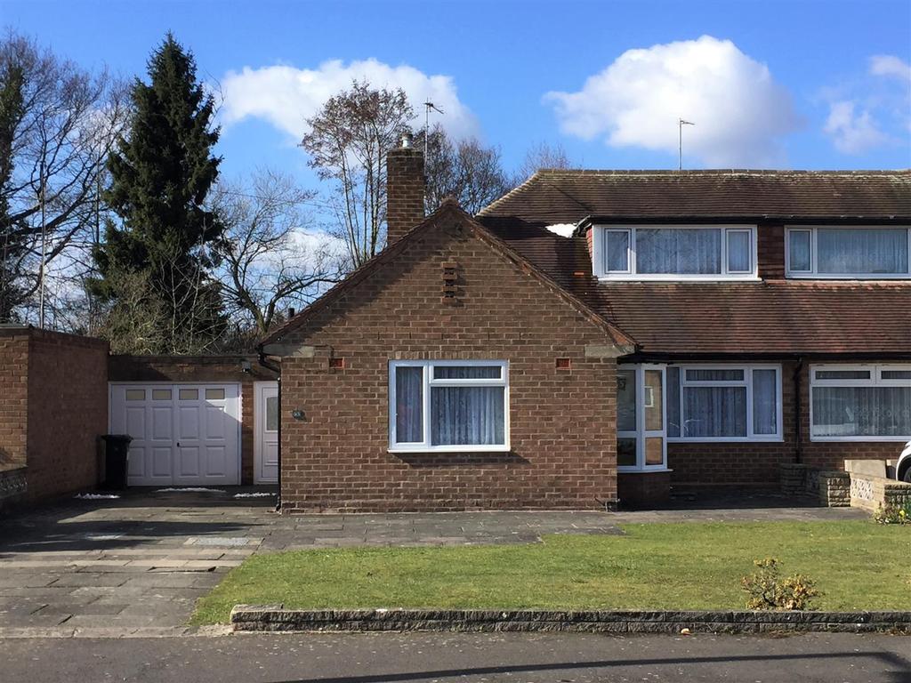 Ebrington Avenue, Solihull 4 bed semidetached bungalow £299,950