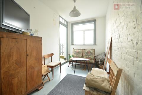 undefined, Upper Clapton Road, Hackney, London, E5