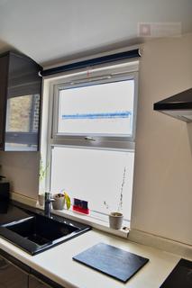 3 bedroom maisonette to rent, Ashenden Road, Homerton, Hackney