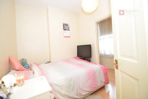 1 bedroom flat to rent, Trehurst Street, Homerton, Hackney, London, E5