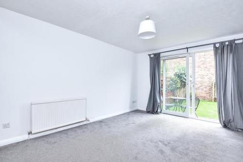 2 bedroom terraced house to rent, Ham,  Richmond,  TW10