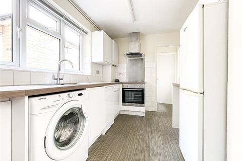 2 bedroom house to rent, Pages Close, Histon, Cambridge, CB24