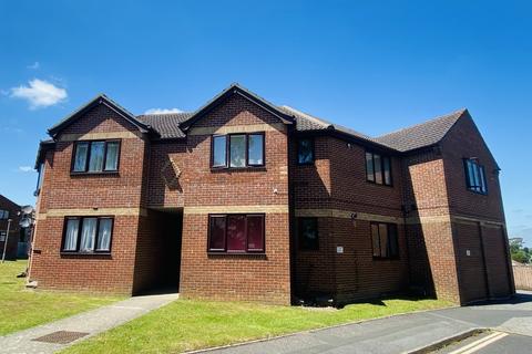 2 bedroom apartment to rent, Parkstone, Poole