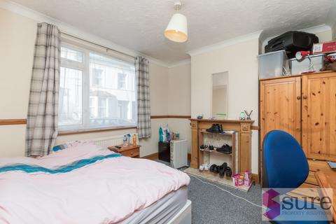 4 bedroom terraced house to rent, Upper Lewes Road, Brighton