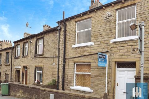 2 bedroom terraced house to rent, Blackmoorfoot Road, Crosland Moor, Huddersfield, HD4