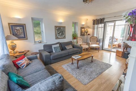 3 King Edwards Road, Ascot, SL5 8PD