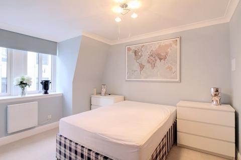 1 bedroom apartment to rent, Carthusian Street, London EC1M