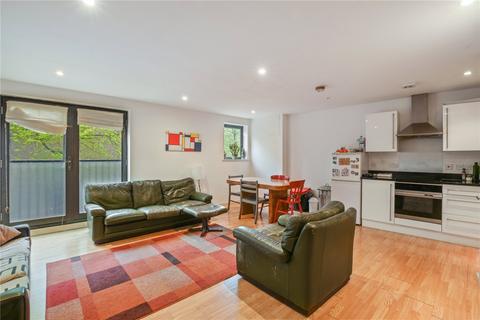 2 bedroom flat to rent, Barnet Grove, London, E2