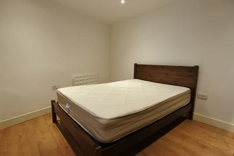 1 bedroom flat to rent, High Road, Willesden Green, London NW10