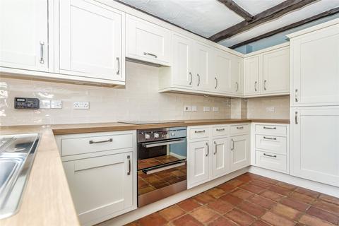 3 bedroom end of terrace house for sale, Clerks Croft, Bletchingley, Redhill, Surrey, RH1