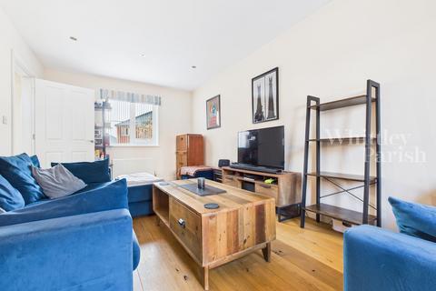 undefined, Boundary Way, Roydon