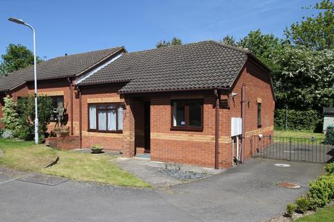 2 bedroom semi-detached bungalow to rent, Roesia Close, Belton, LE12