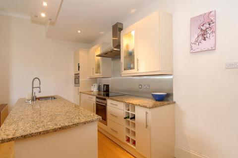 1 bedroom apartment to rent, Belsize Road,  South Hampstead,  NW6,  NW6