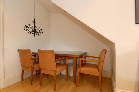 1 bedroom apartment to rent, Belsize Road,  South Hampstead,  NW6,  NW6