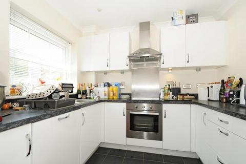 2 bedroom apartment to rent, Reliance Way,  Oxford,  OX4