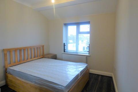 4 bedroom apartment to rent - Moxon Street