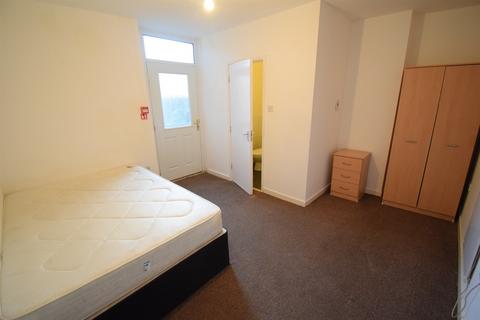 1 bedroom ground floor flat to rent, Piercefield Place (Flat 1), Cardiff