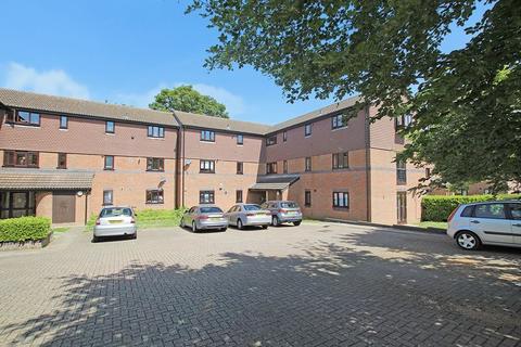 2 bedroom apartment to rent - Woodfall Drive, Crayford