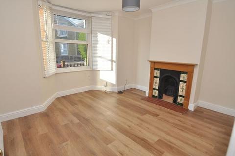 2 bedroom semi-detached house to rent, Northcote Road