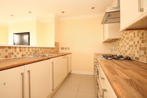 2 bedroom apartment for sale, Headstone Road, Harrow