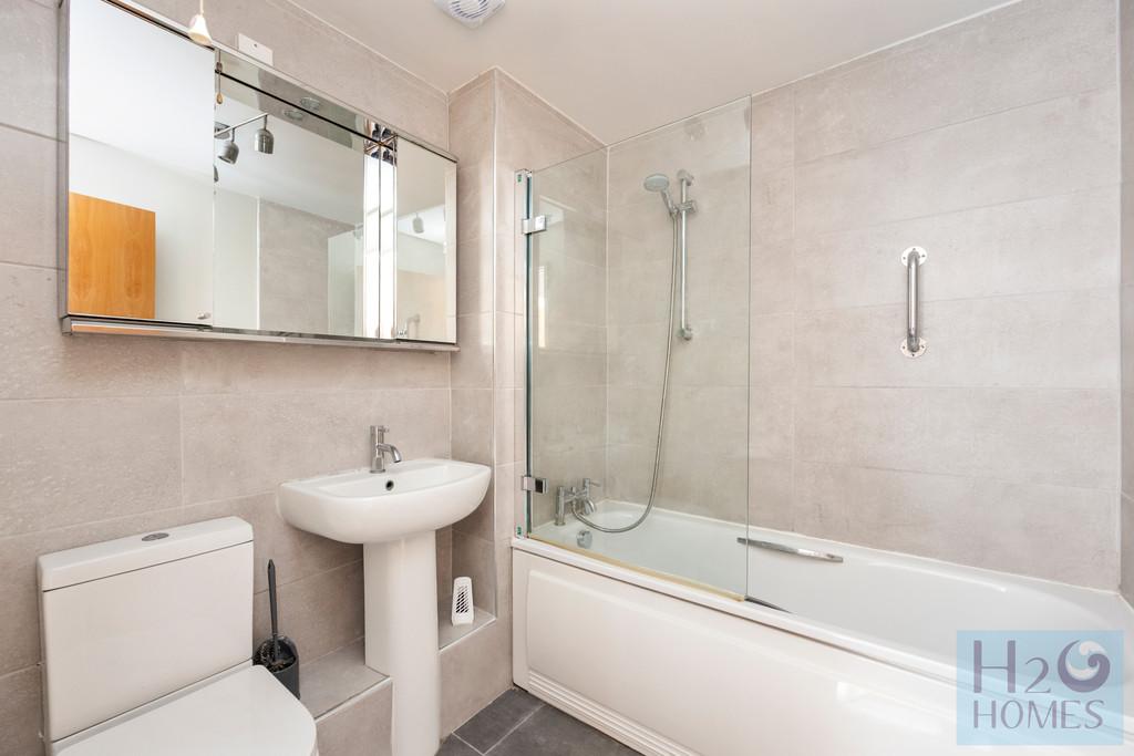 The Strand, Britannia Court, Flat 65-012