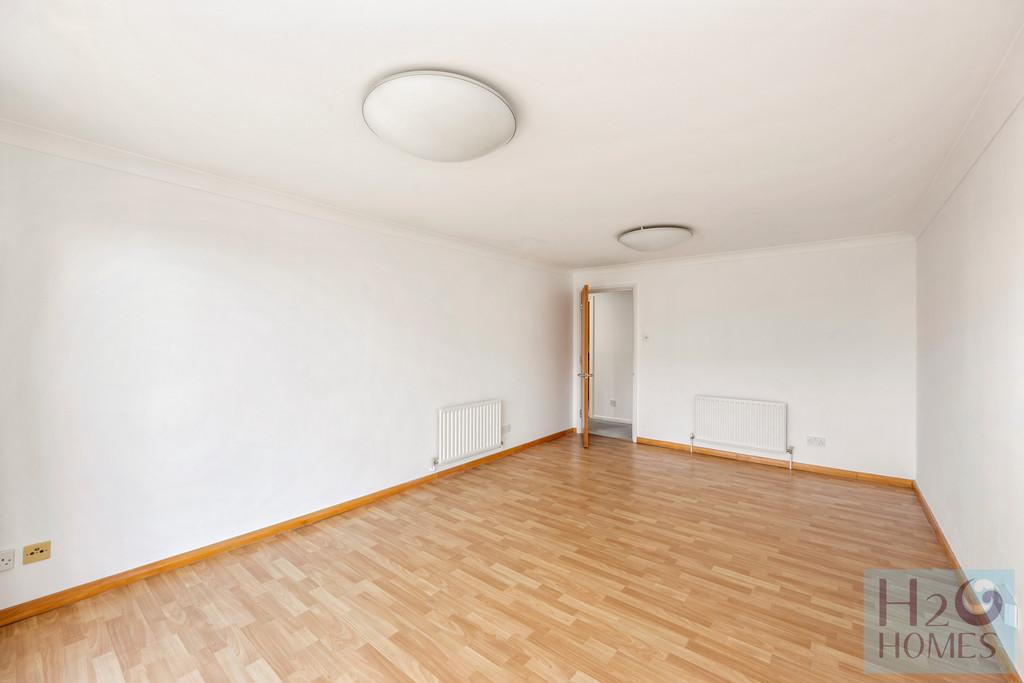 The Strand, Britannia Court, Flat 65-017