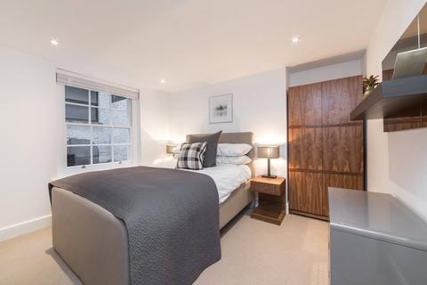 undefined, Shorts Gardens, London, WC2H