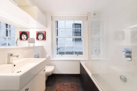 undefined, Shorts Gardens, London, WC2H